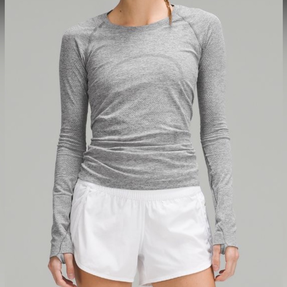 gray lululemon long sleeve shirt